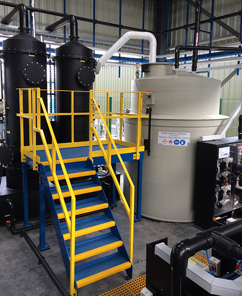 Nitric Storage tank in PVDF
